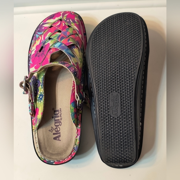 SOLD - ALEGRIA by PG Lite Floral Slip-On Shoes | Like New - Picture 4 of 4